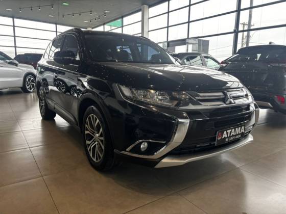 MITSUBISHI OUTLANDER 2.2 4X4 16V DIESEL 4P AUTOMÁTICO MITSUBISHI OUTLANDER 2.2 4X4 16V DIESEL 4P AUTOMÁTICO